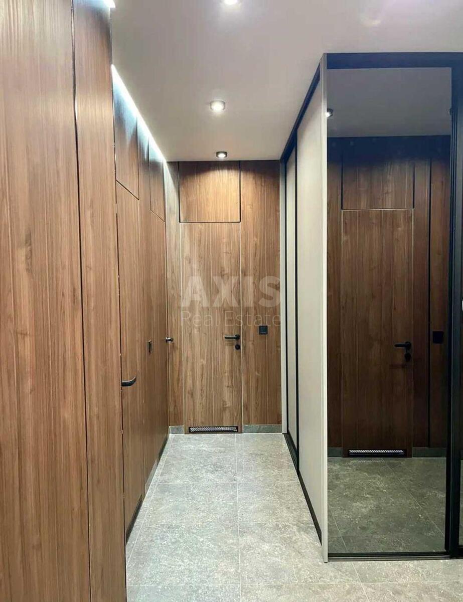 3k apartment nab. Dniprovs'ka 18629168