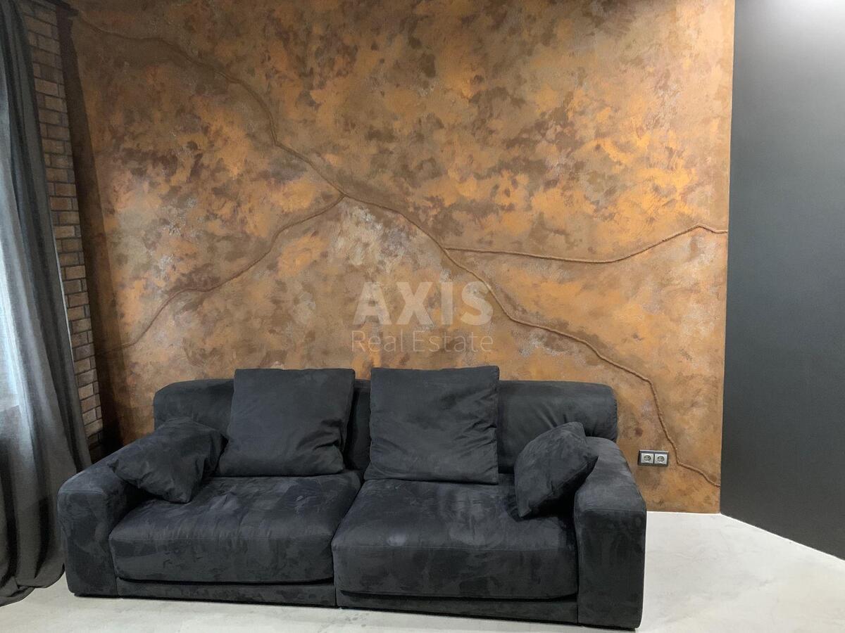 Office vul. Chornovola V'jacheslava 29А, 90m26