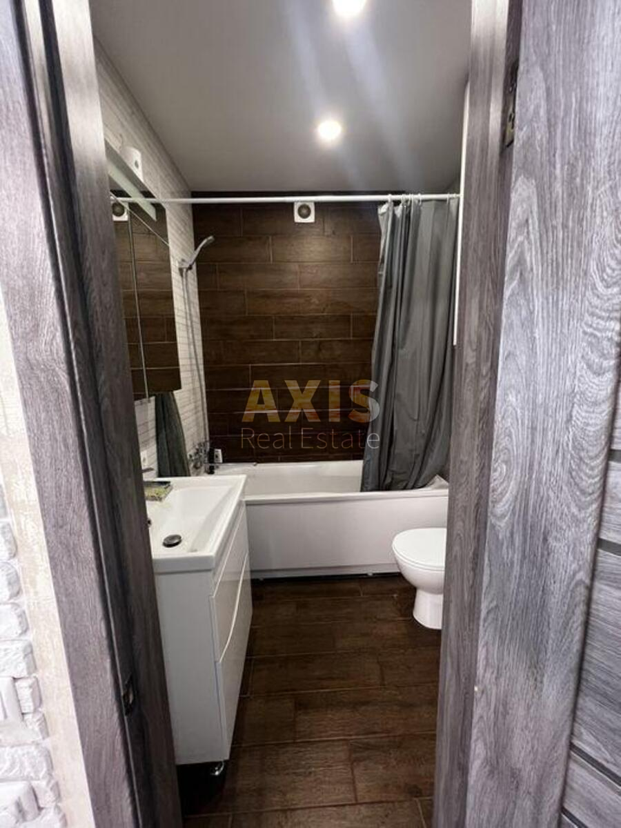 1k apartment vul. Radystiv 303