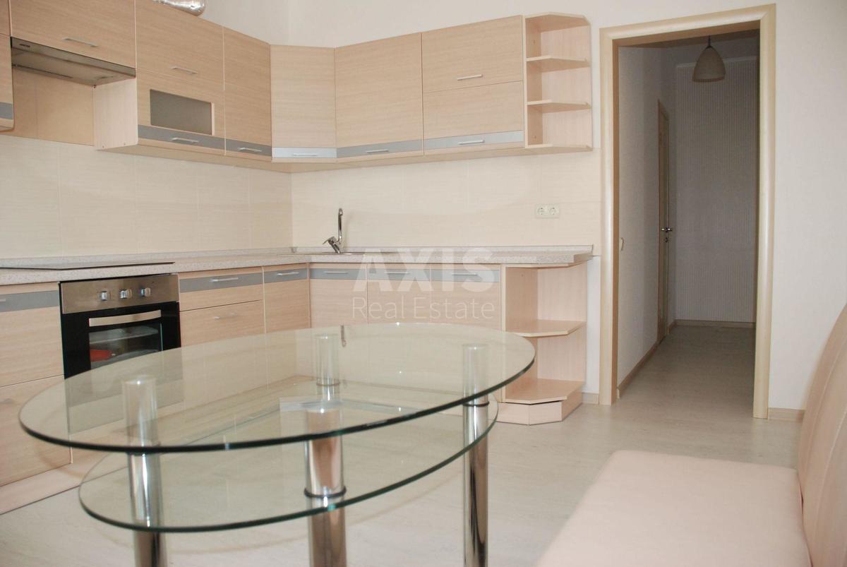 2k apartment nab. Dniprovs'ka 15