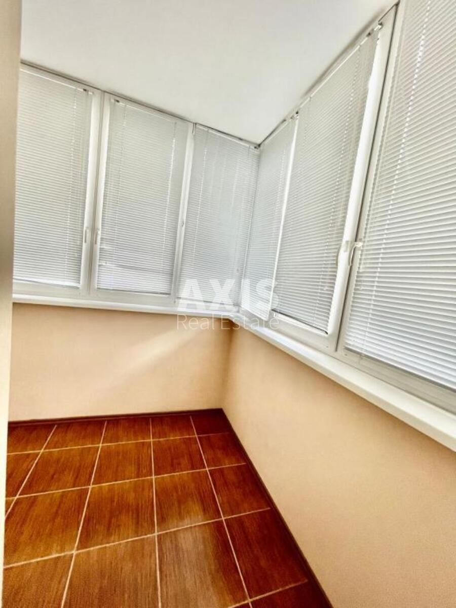 3k apartment vul. Tvers'ka 28