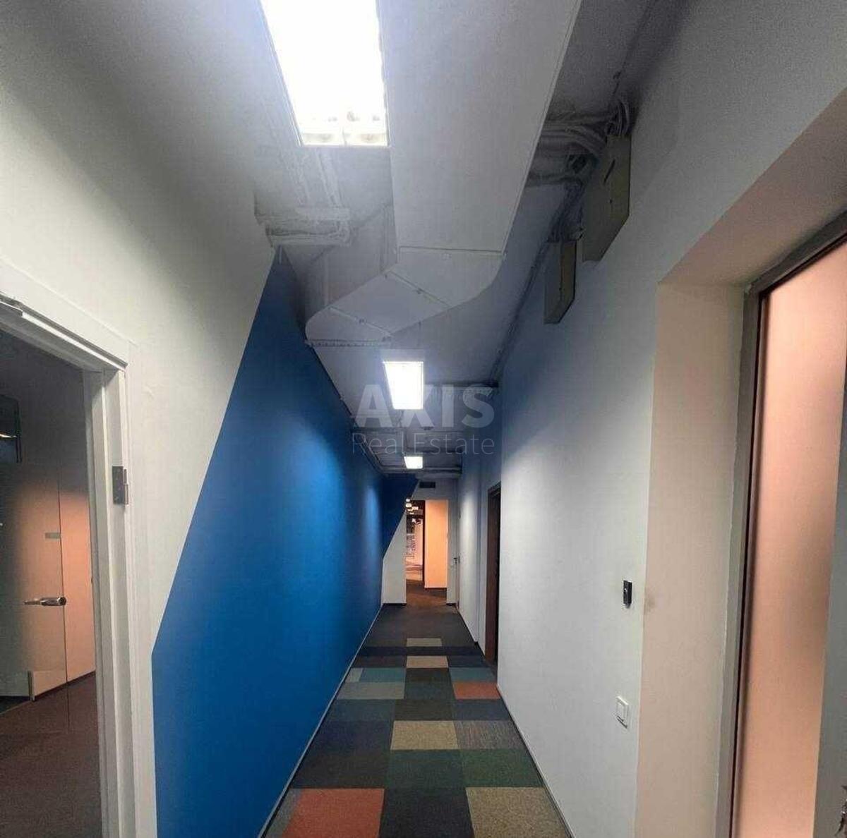 Office vul. Lejpcyz'ka 15, 490m23