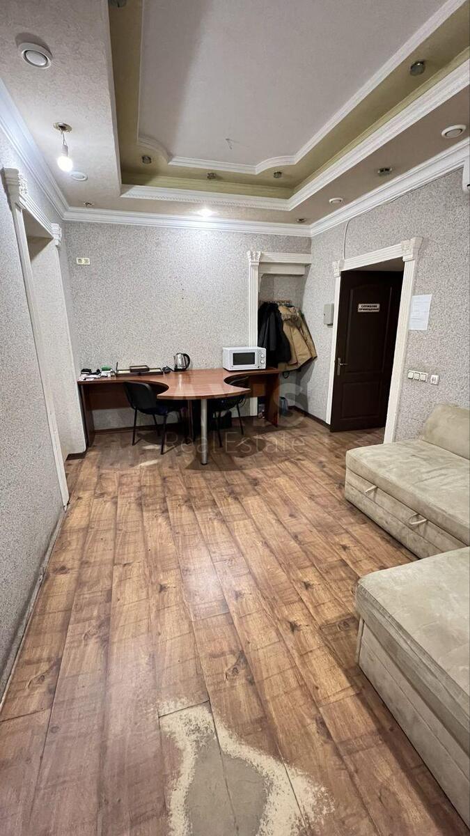 Office vul. Saksagans'kogo 101, 43m22
