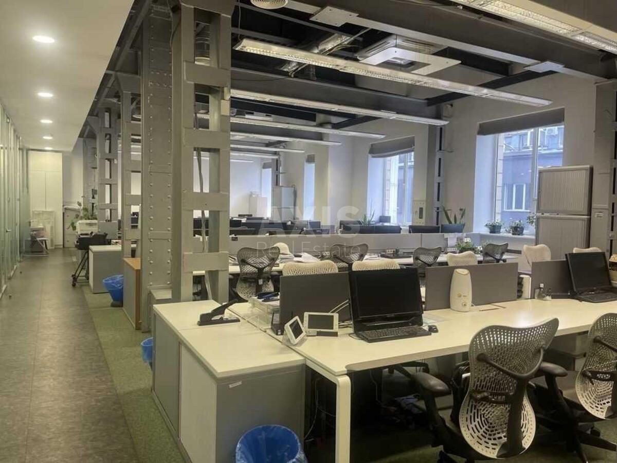 Офіс вул. Антоновича 33В, 367м2