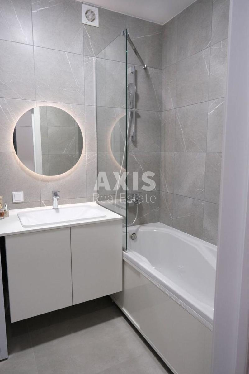 1k apartment vul. Radchenka Petra 275