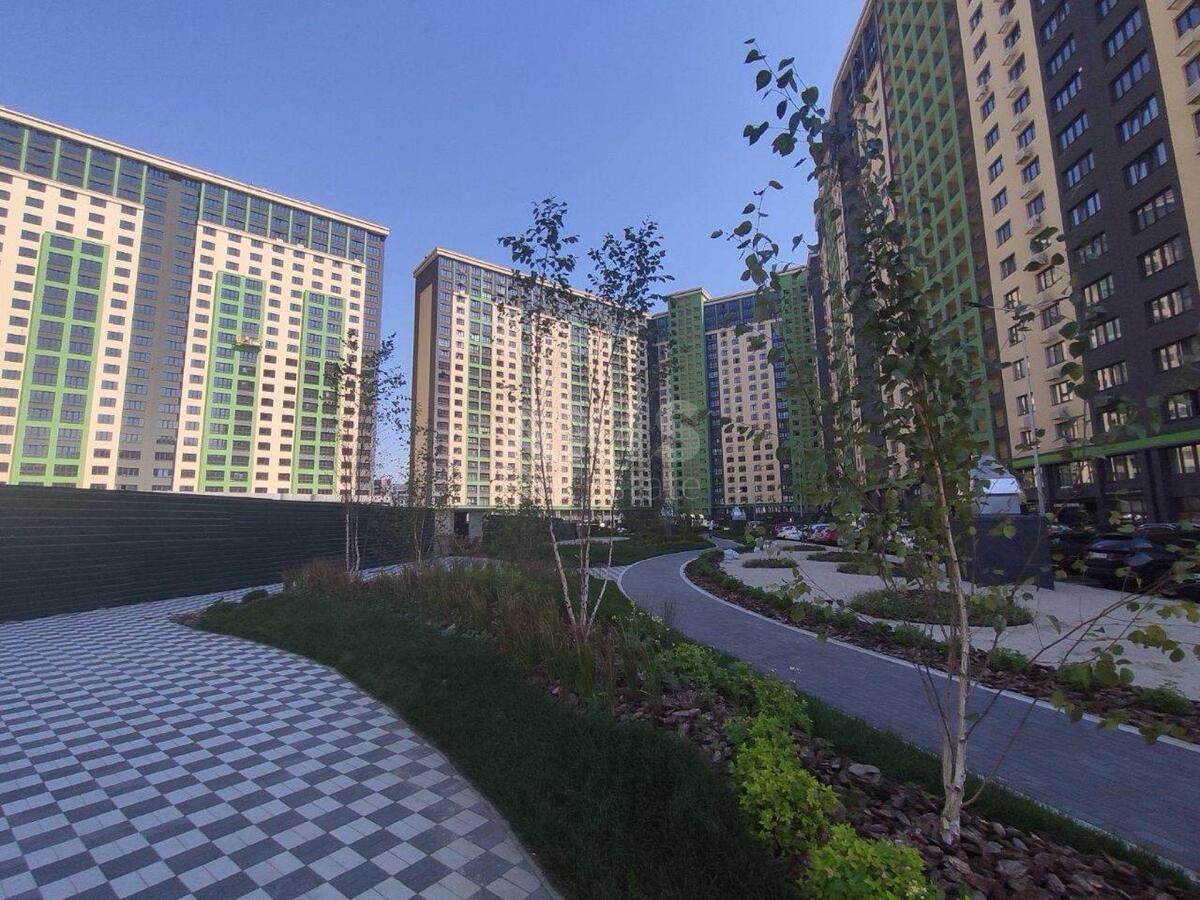 2k apartment vul. Myhajla Maksymovycha 323