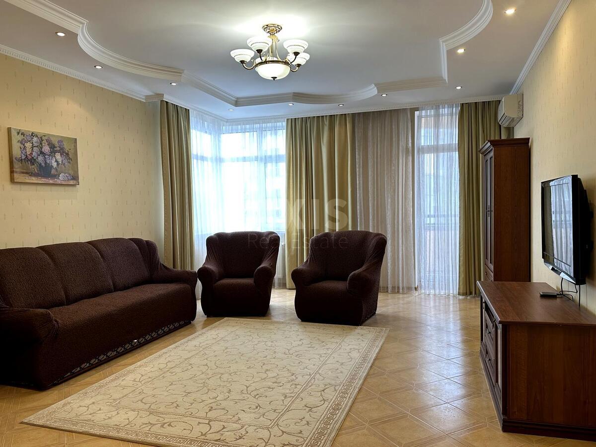 3k apartment vul. Staronavodnyc'ka 6Б6374512