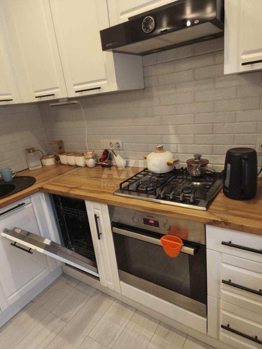 3k apartment vul. Radchenka Petra 27638100