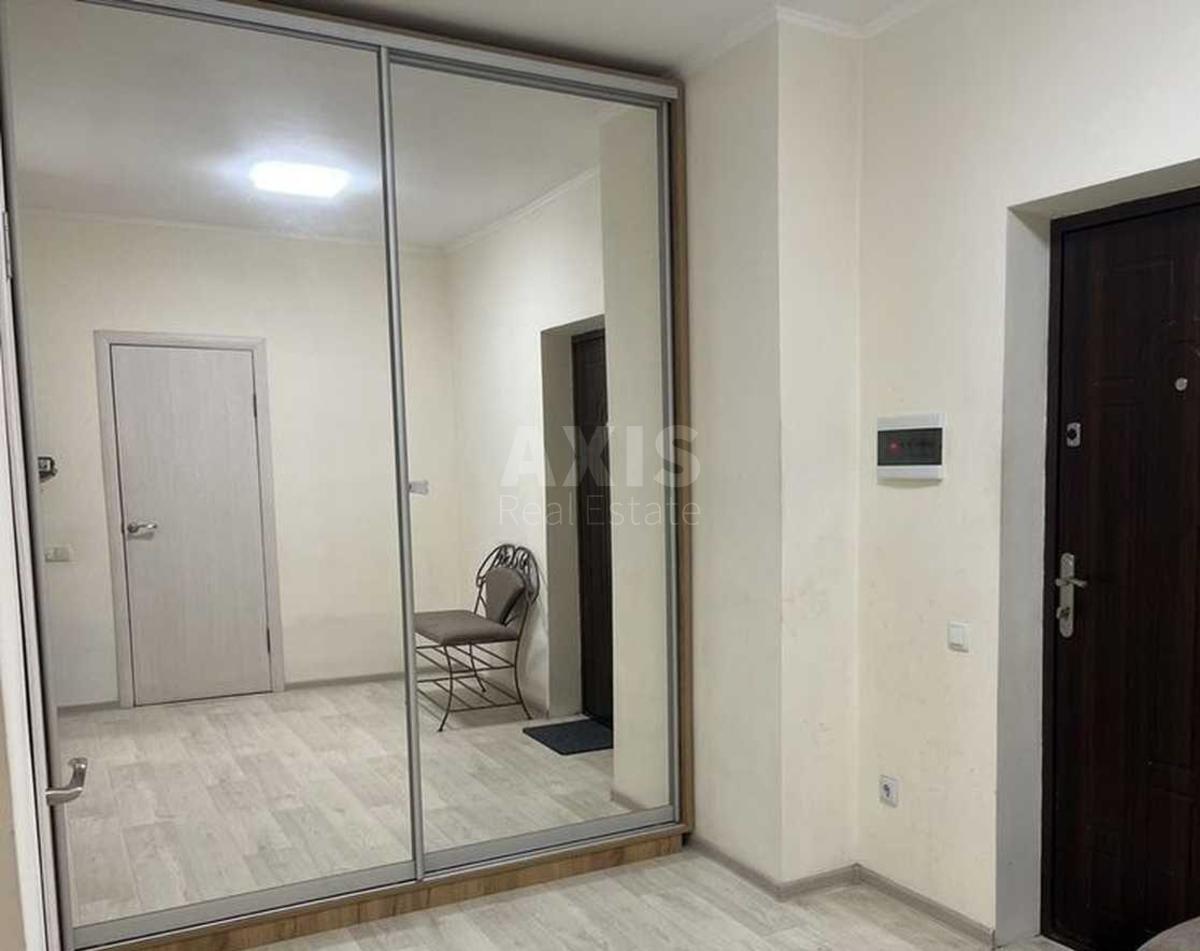 1k apartment vul. Olevs'ka 111