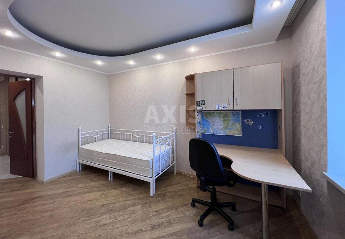 4k apartment pr-t Tychyny Pavla 16/25