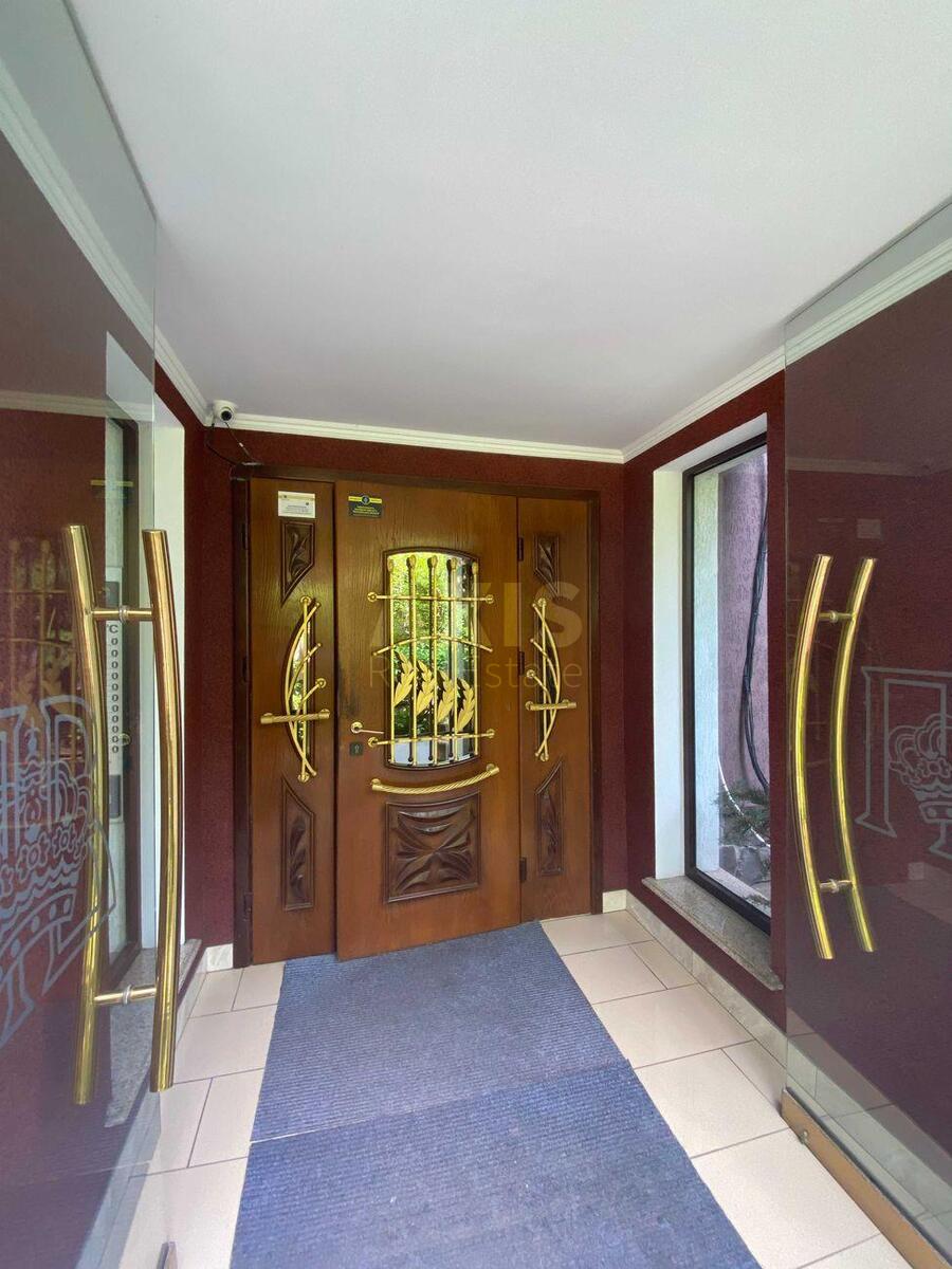 Office prov. Kolomyjs'kyj 20, 51m27