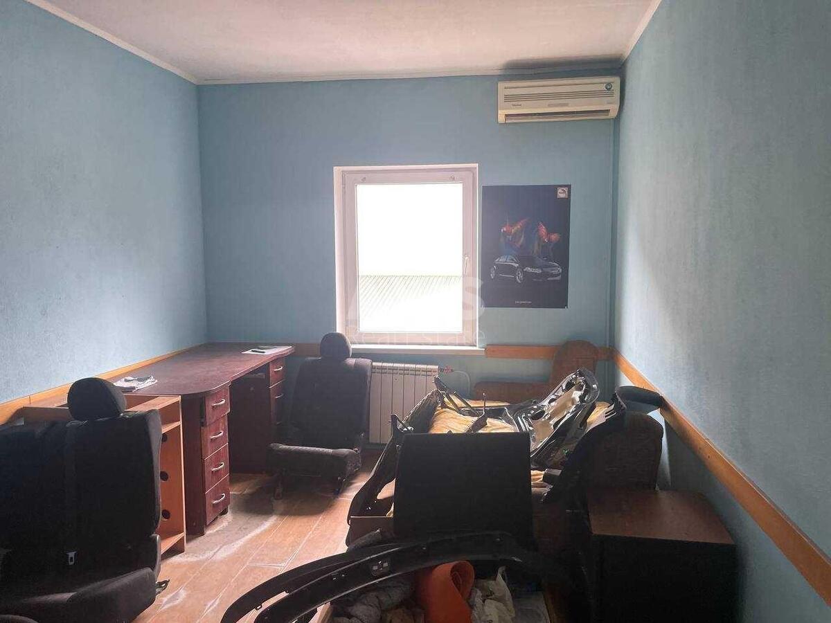 Service object vul. Chervonogvardijs'ka 20Б, 1200m2607102