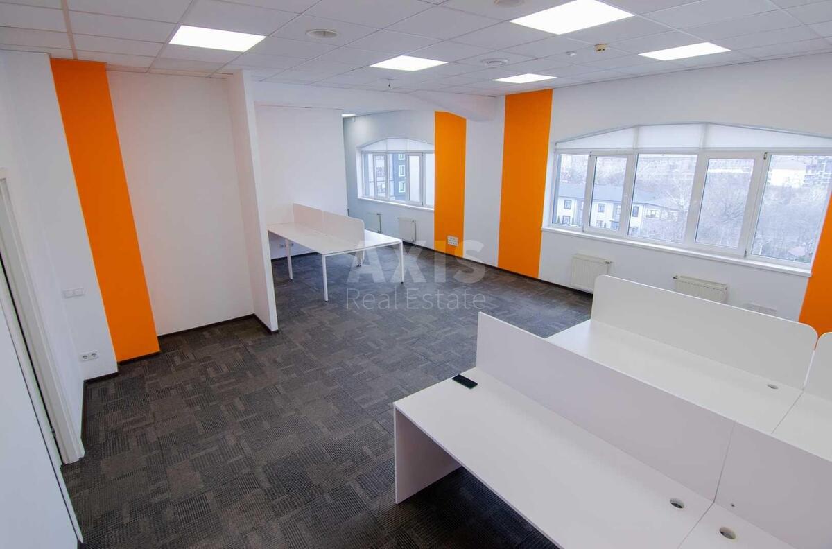 Office vul. Pymonenka Mykoly 13, 268m2