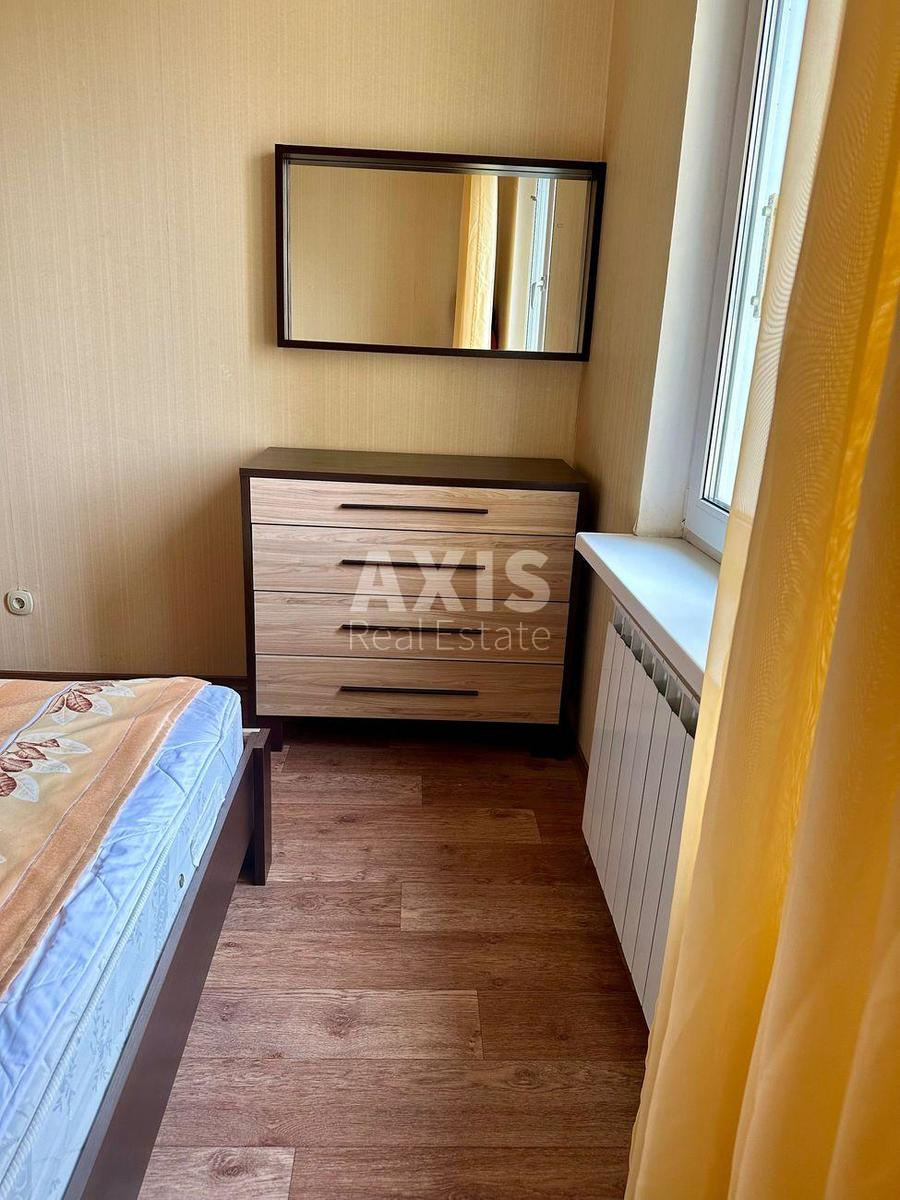 2k apartment vul. Vashhenka Grygorija 15