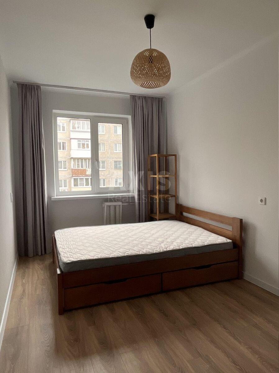 2k apartment pr-t Komarova Kosmonavta 20612262