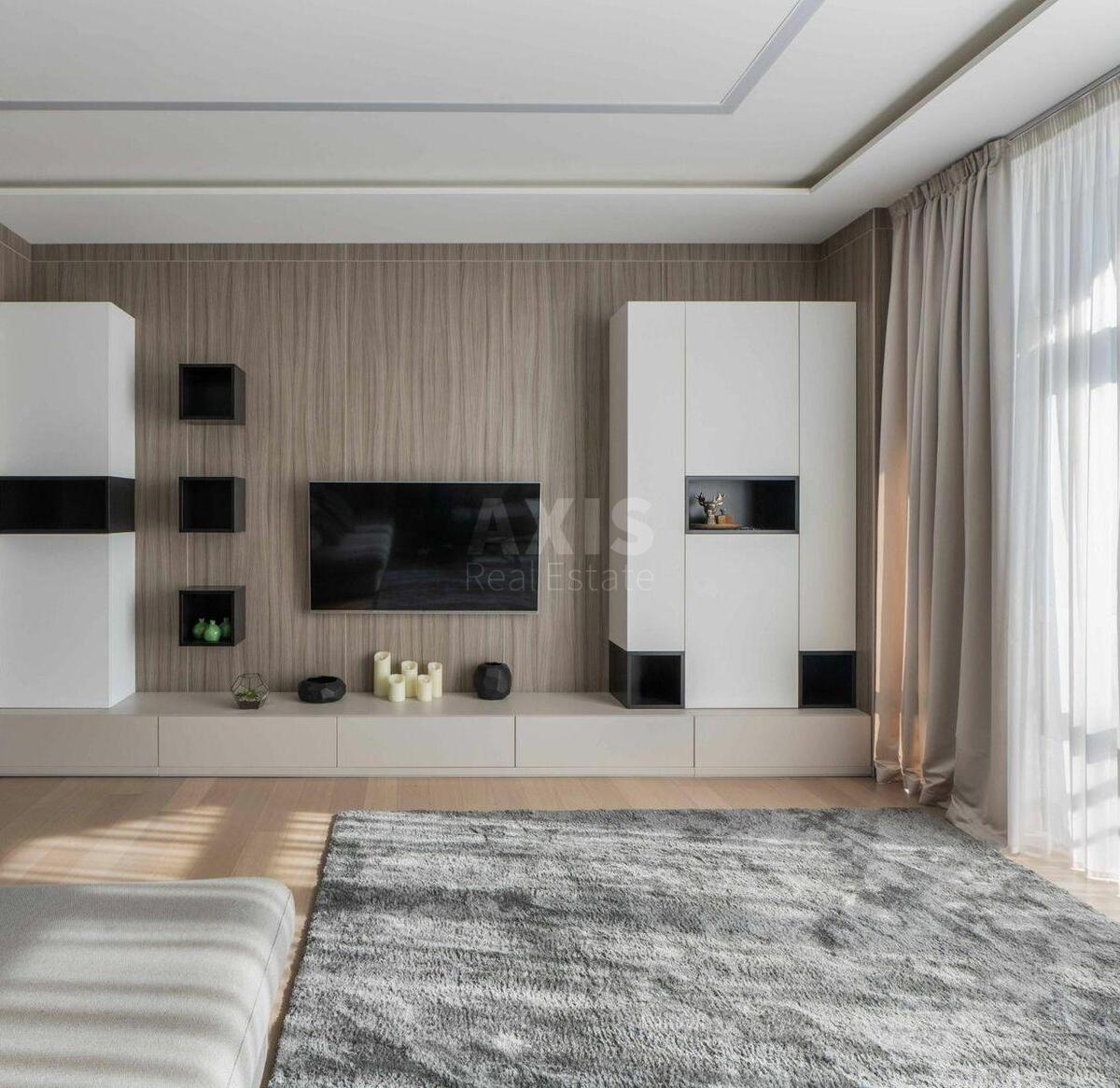 4k apartment vul. Zvirynec'ka 592