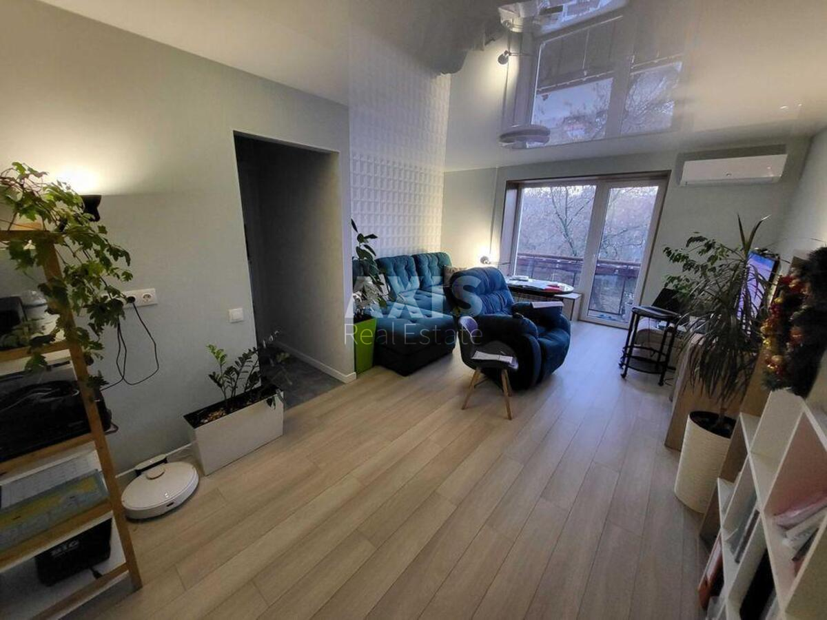 4k apartment vul. Ussurijs'ka 1/90