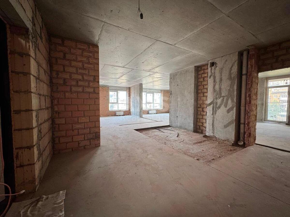 4k apartment vul. Antonovycha 109583264