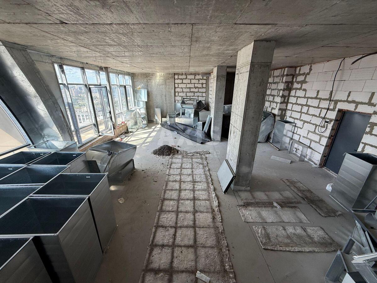 5k apartment vul. Dragomyrova Myhajla 4Б583320