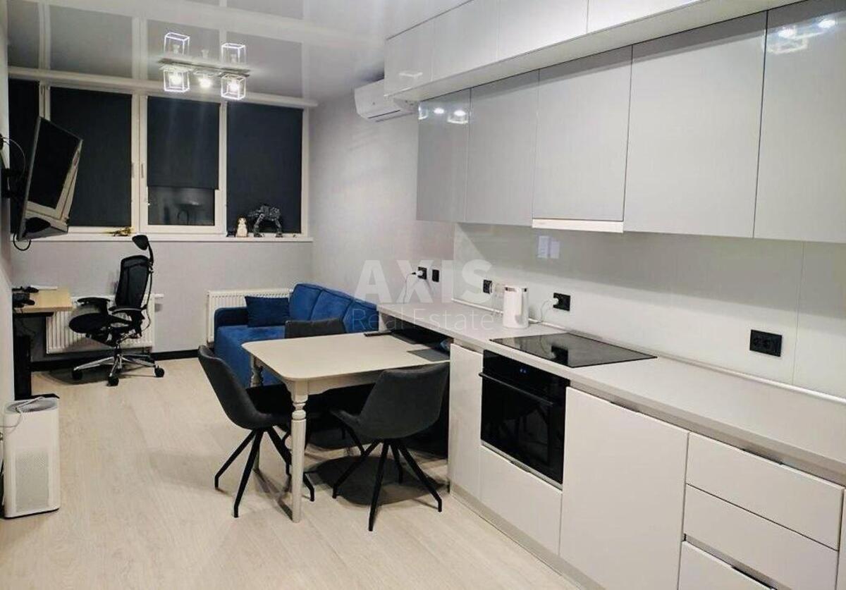 1k apartment pr-t Lobanovs'kogo 150А