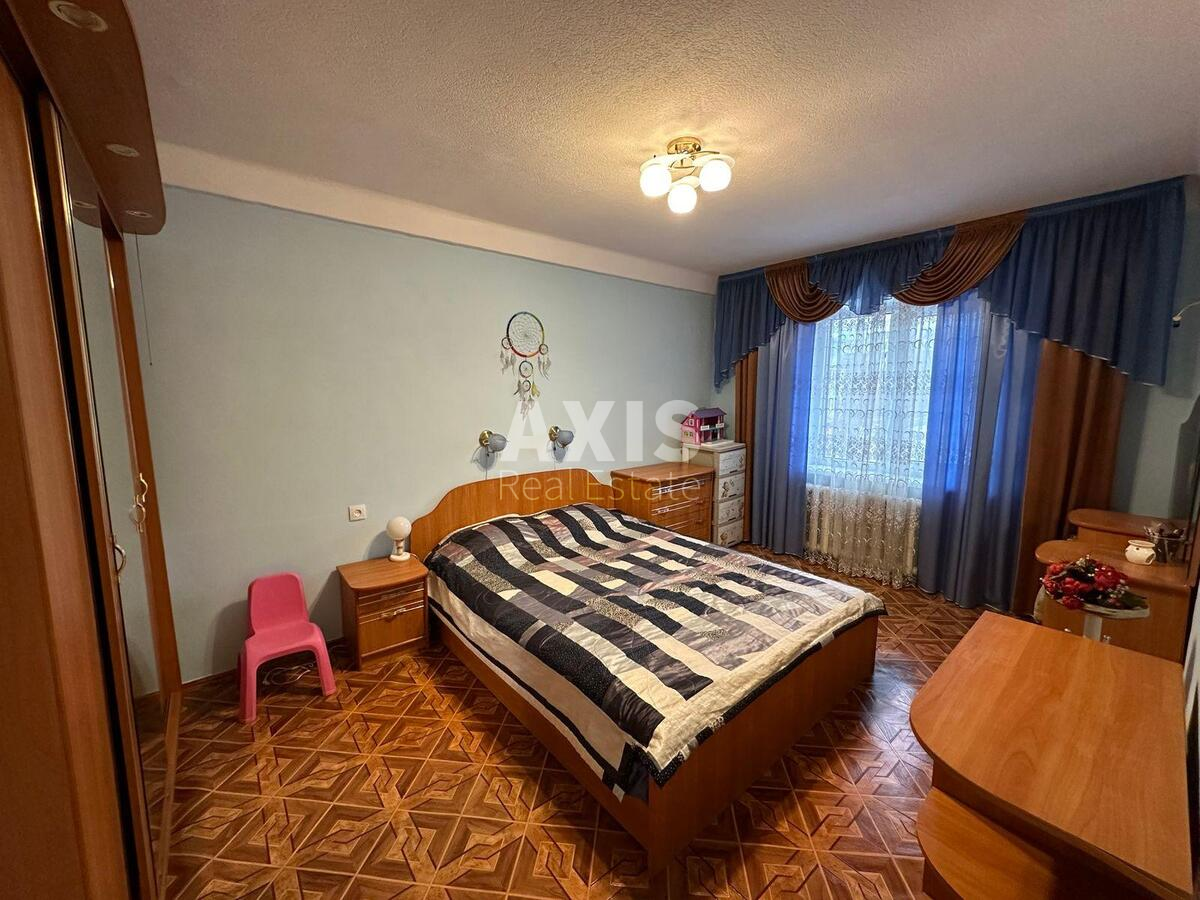 3к квартира пр-т Леся Курбаса 18А580409