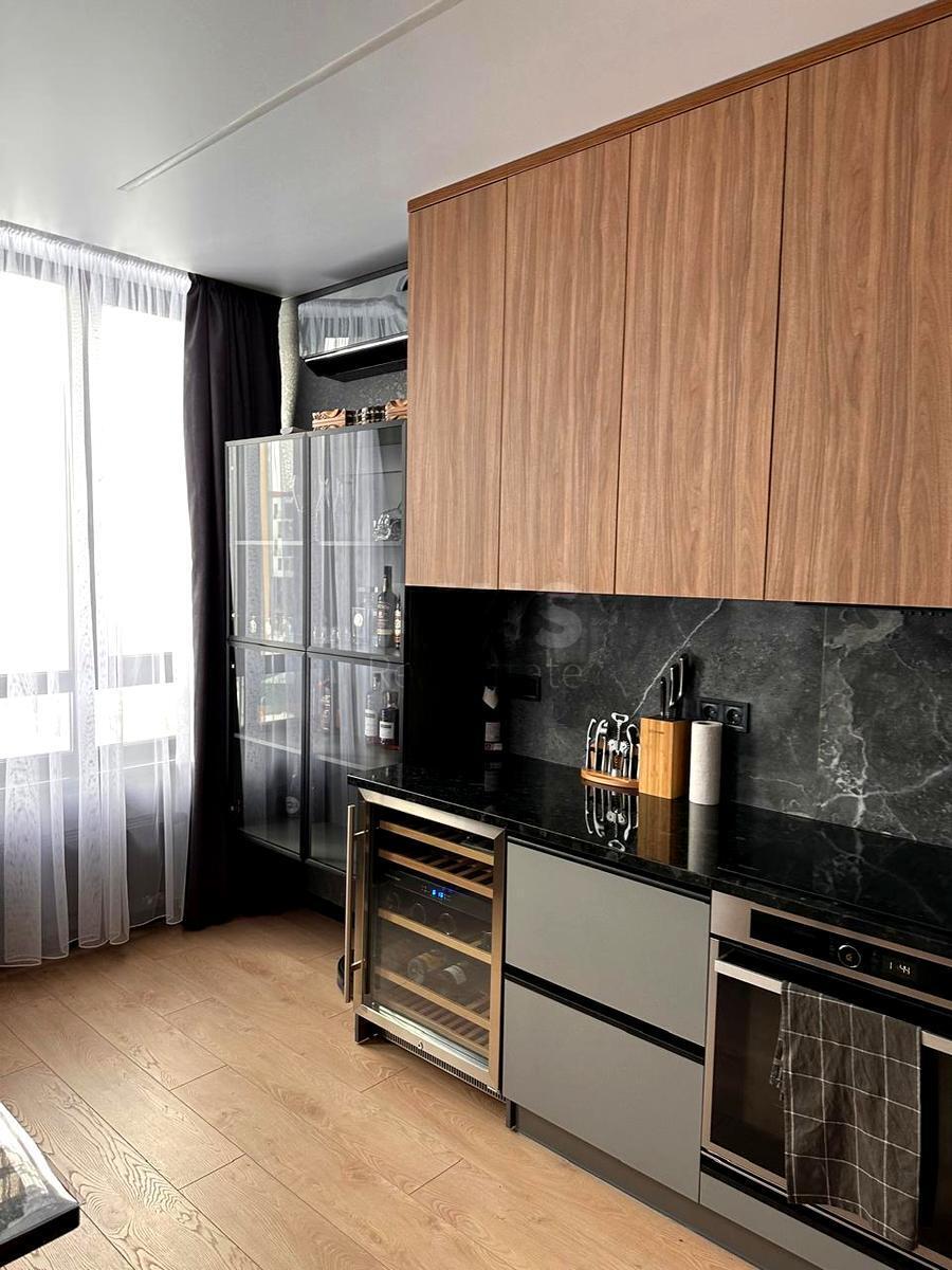 2k apartment vul. Saljutna 2Б631441
