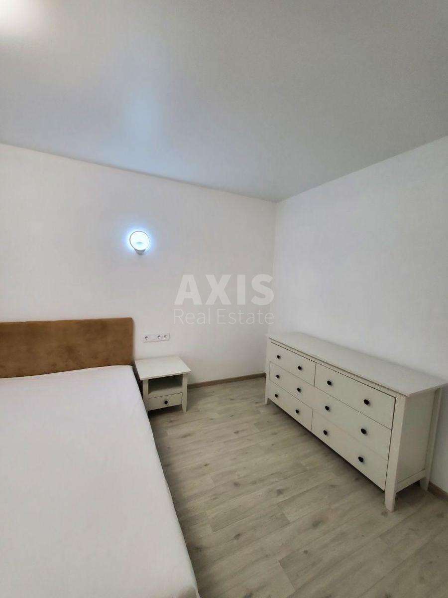 1k apartment vul. Post-Volyns'ka 2/1035