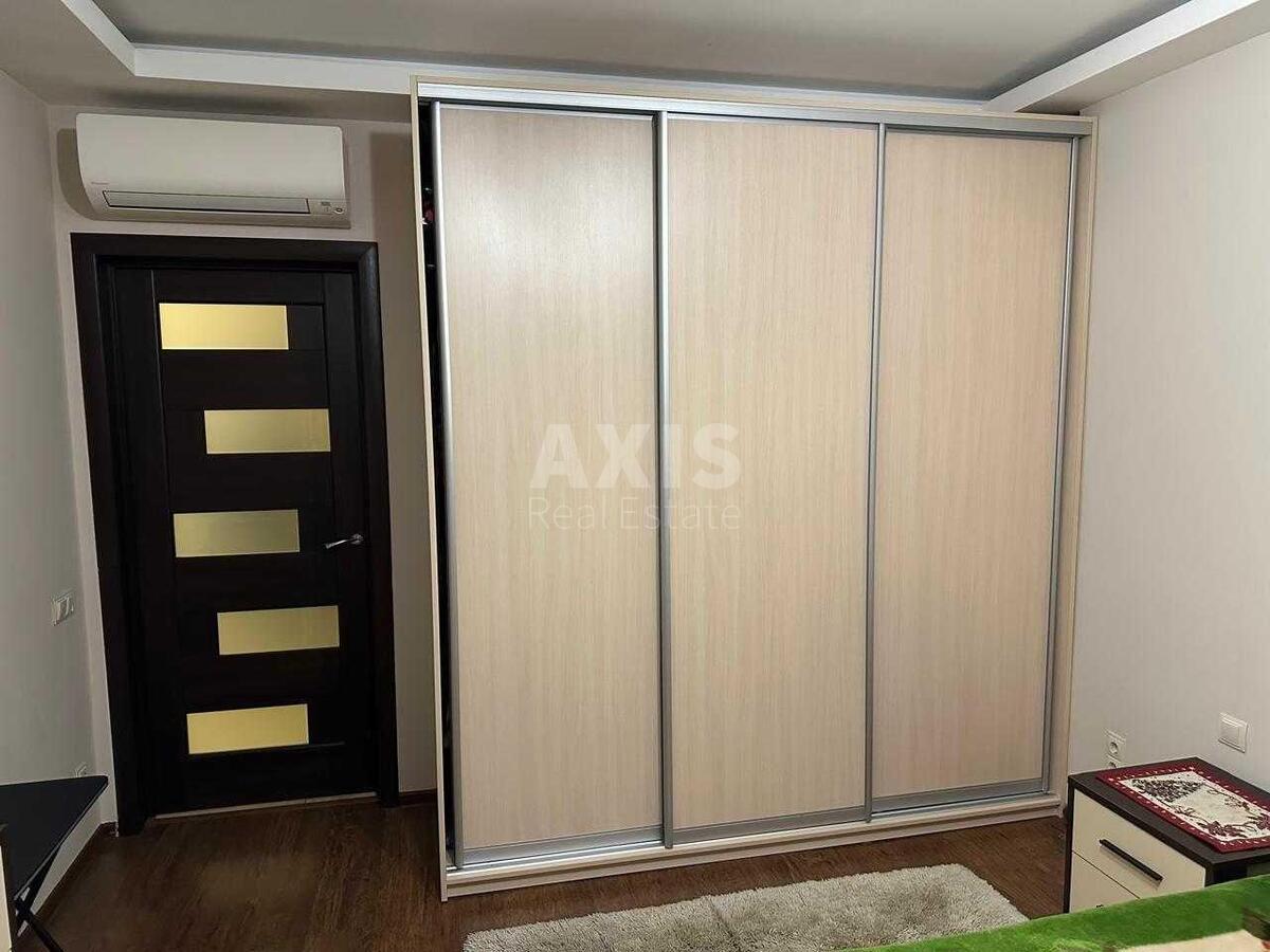 2k apartment vul. Degtjarivs'ka 25А2