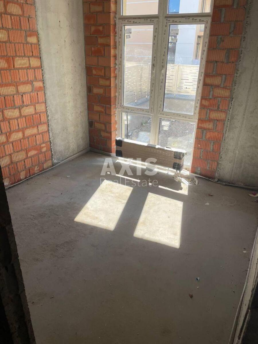 1k apartment vul. Bogatyrs'ka 32501600