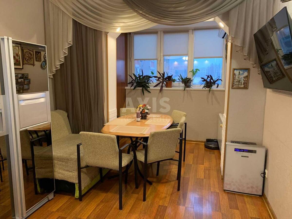 3k apartment vul. Pivnichna 61