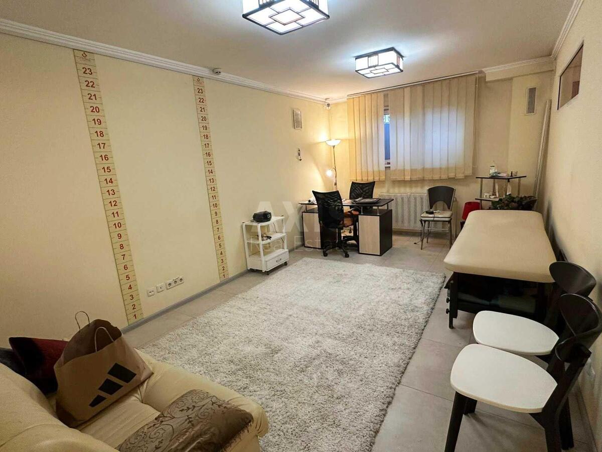 Office bul. Verhovnoi' Rady 21А, 110m2602526