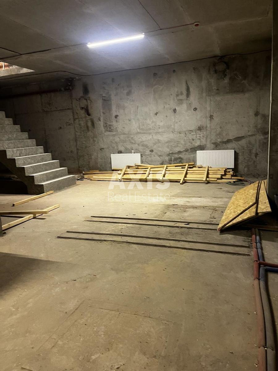 Service object vul. Kyrylivs'ka 37, 98m2416072