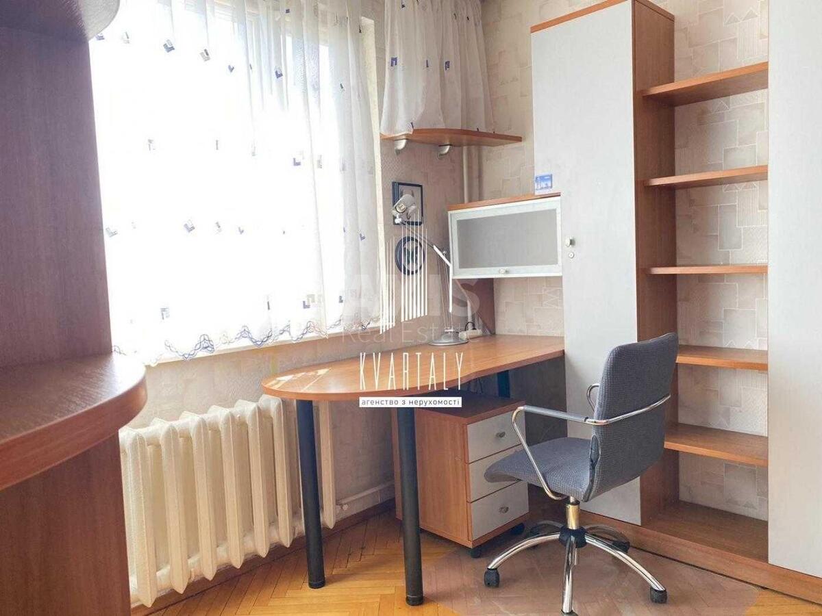 4k apartment vul. Puljuja Ivana 1А3