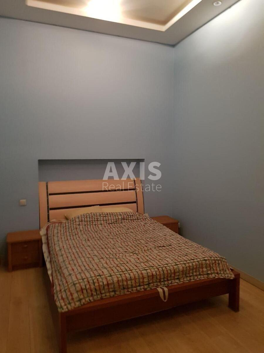 2k apartment vul. Saksagans'kogo 1033