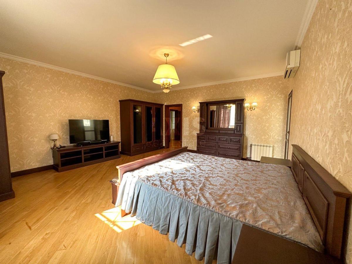 3k apartment vul. Jevgena Konoval'cja 44А0