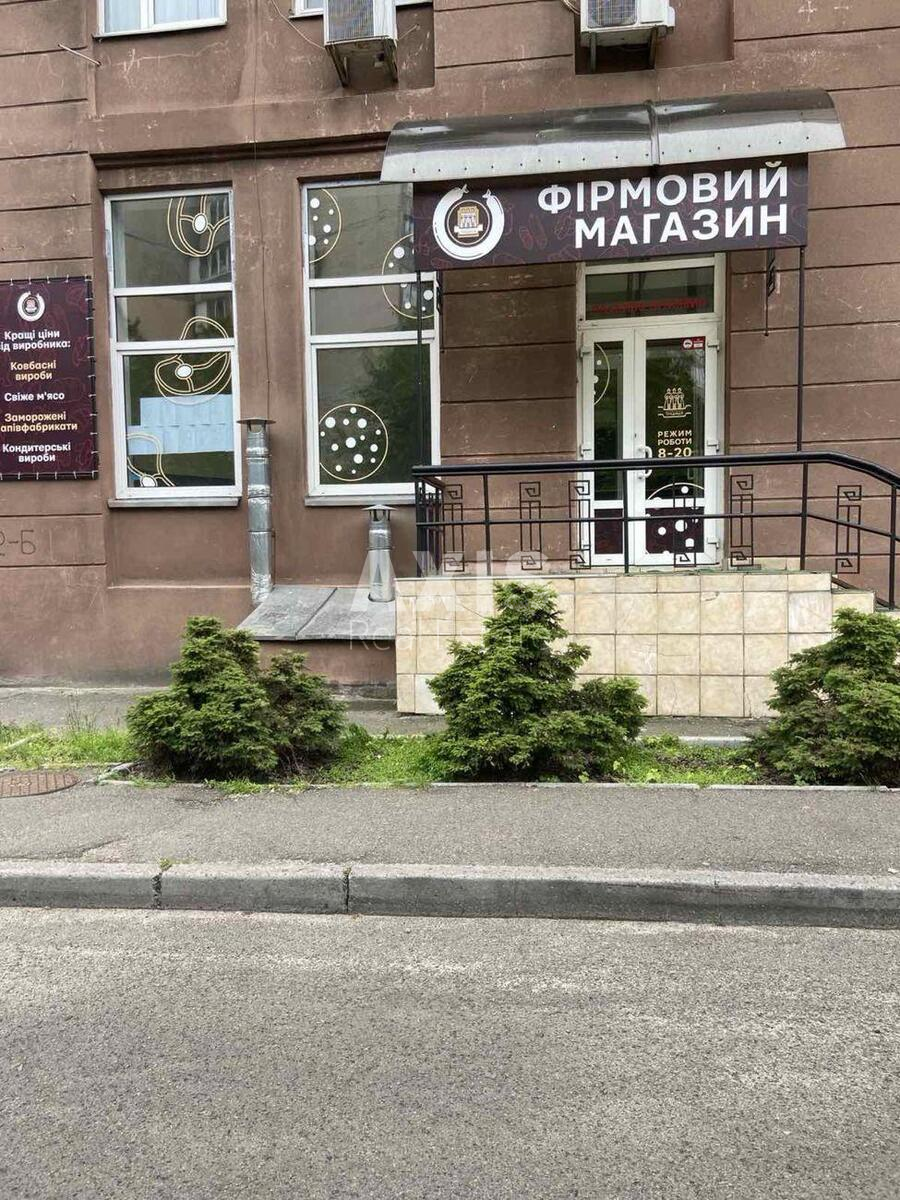 Объект торговли ул. Никольско-Слободская 11, 24м2