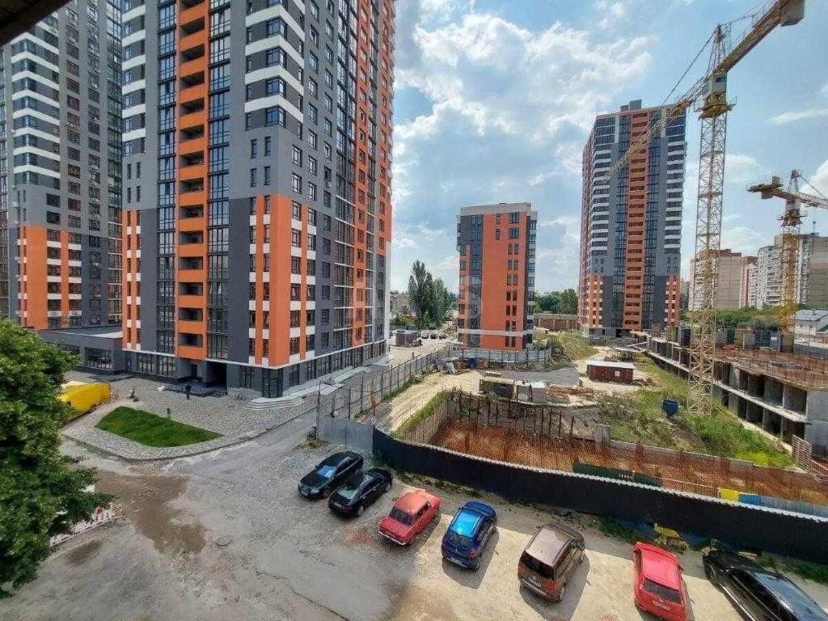 Объект сервиса ул. Гулака Николая 4, 437м2569748