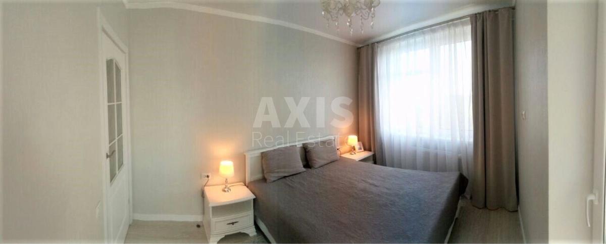 2k apartment vul. Obuhivs'ka 135А6