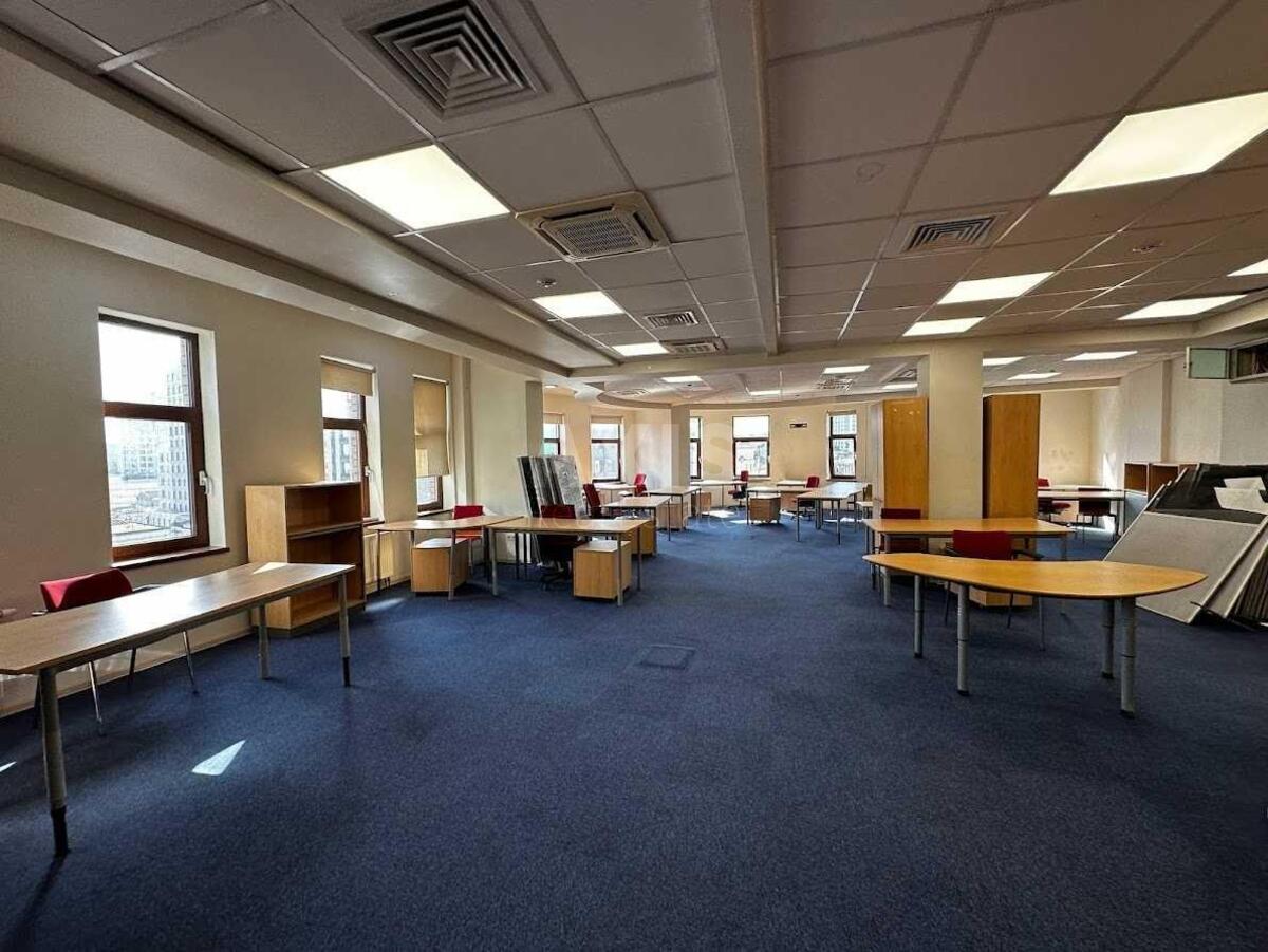Office vul. Saksagans'kogo 31/27, 220m2