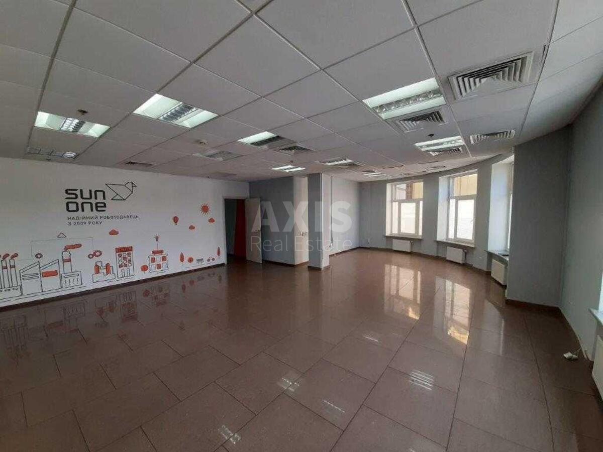 Office vul. Verhnij Val 28, 130m24