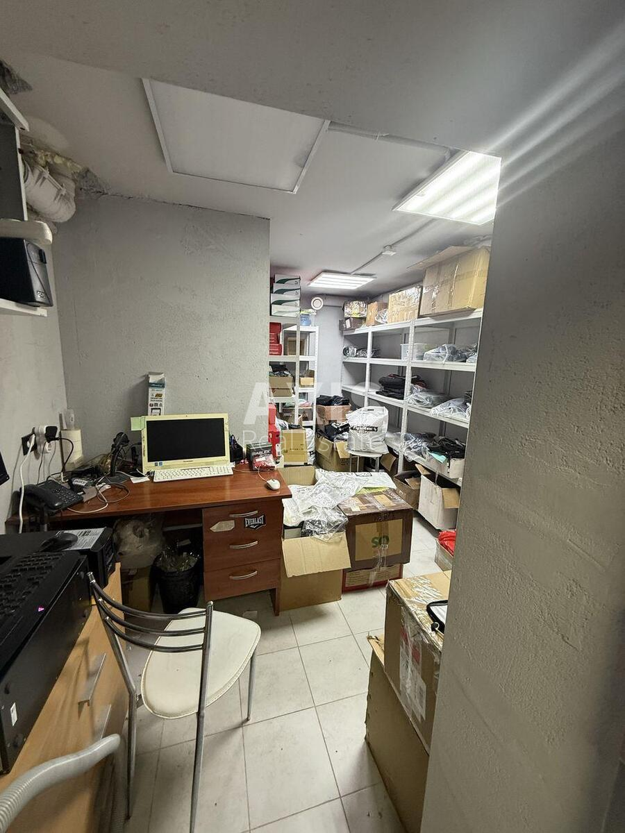 Объект торговли бул. Шевченко Тараса 44, 305м2540168