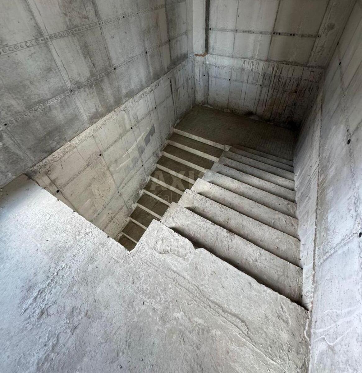 Об'єкт торгівлі пр-т Лобановського 96, 1057м2607956