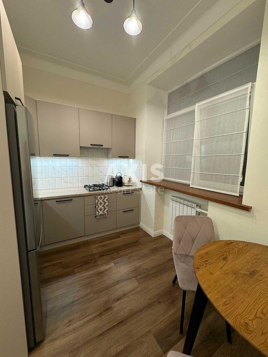 2k apartment vul. Nimans'ka 7