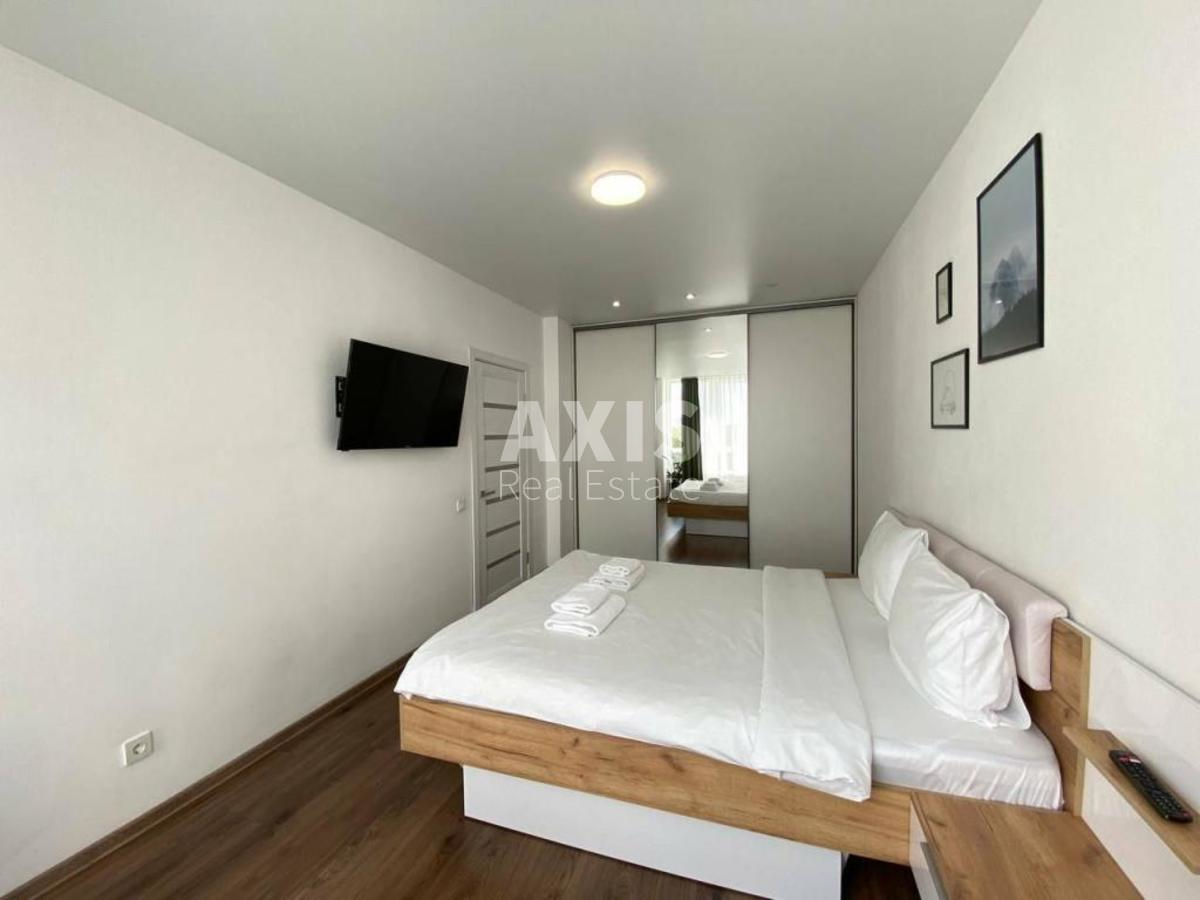 1k apartment vul. Syrec'ko-Sadova 12