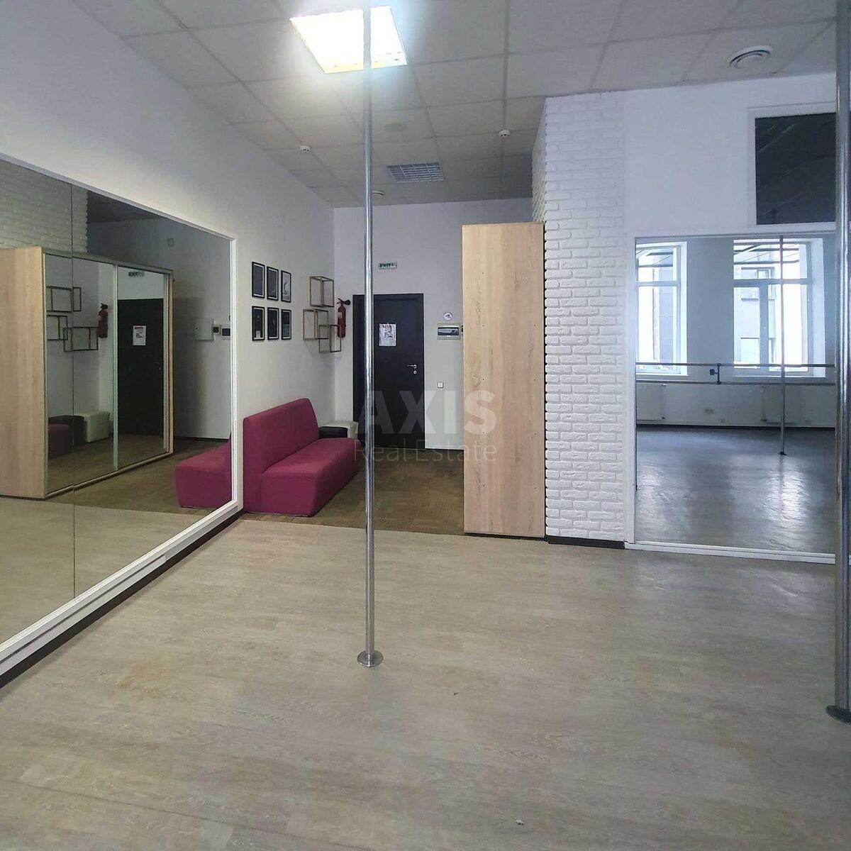 Офис ул. Пимоненко Николая 13, 78м2582346