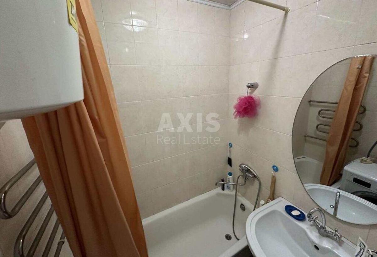 1k apartment vul. Osypovs'kogo 19А3