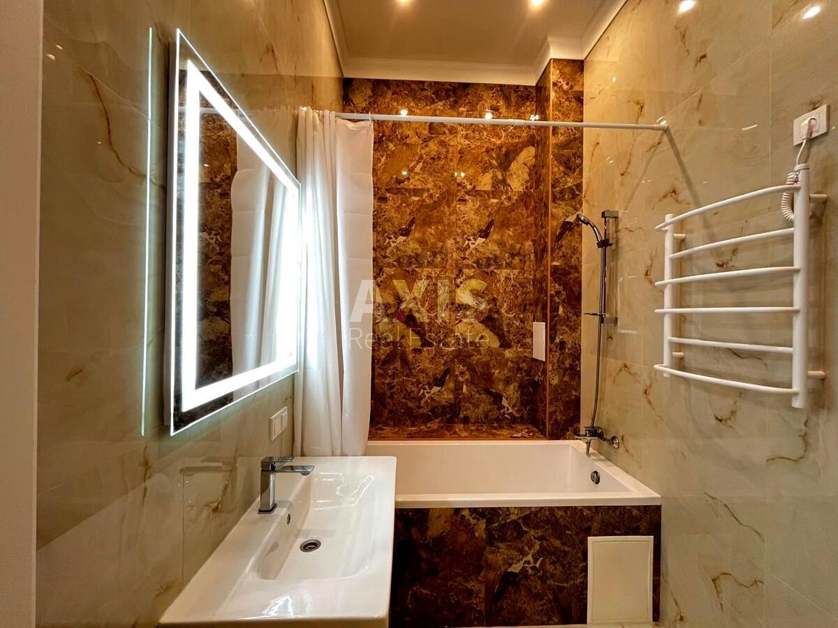 3k apartment vul. Tarasivs'ka 8615158