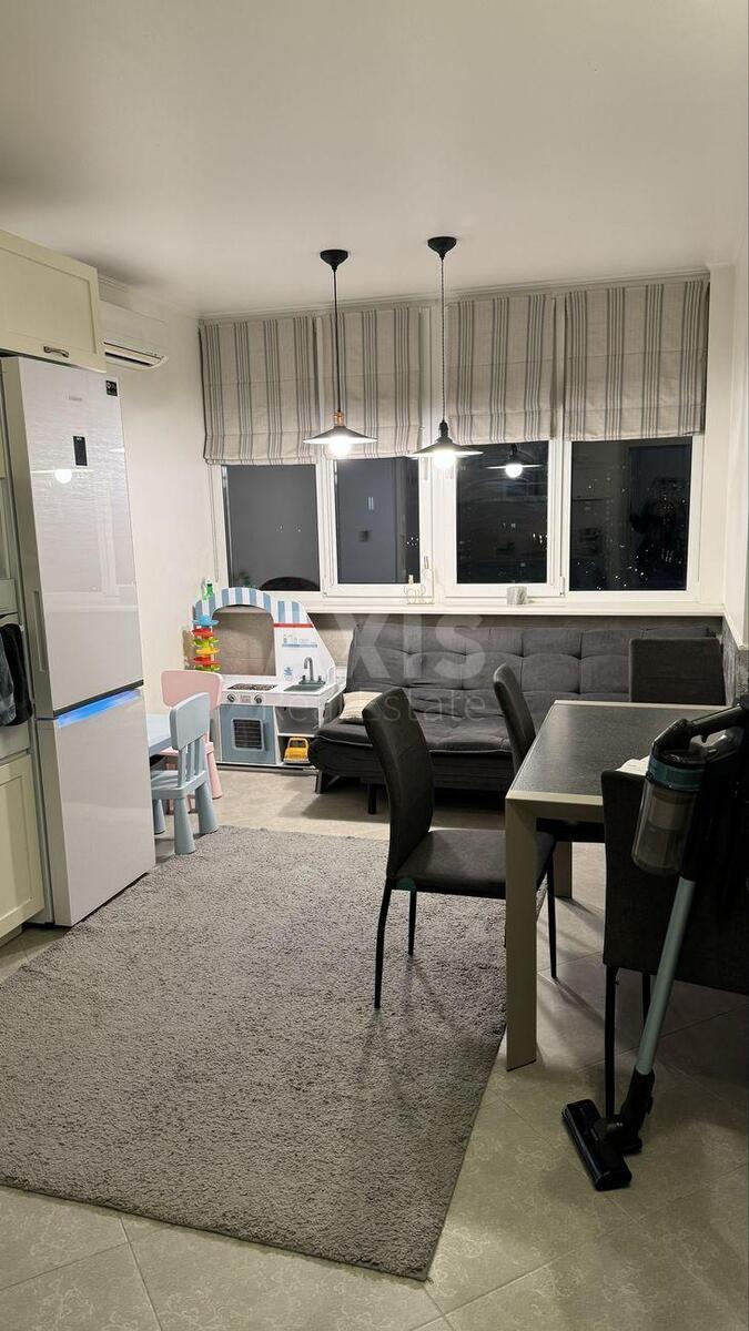 2к квартира ул. Драгоманова 2Б476054