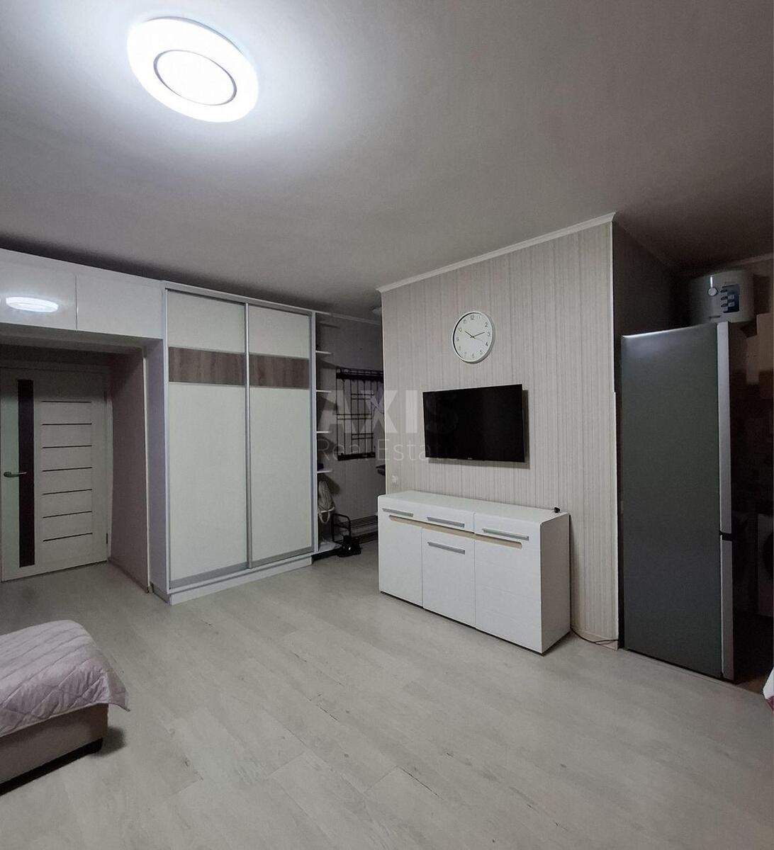 2k apartment pr-t Berestejskij 7619481