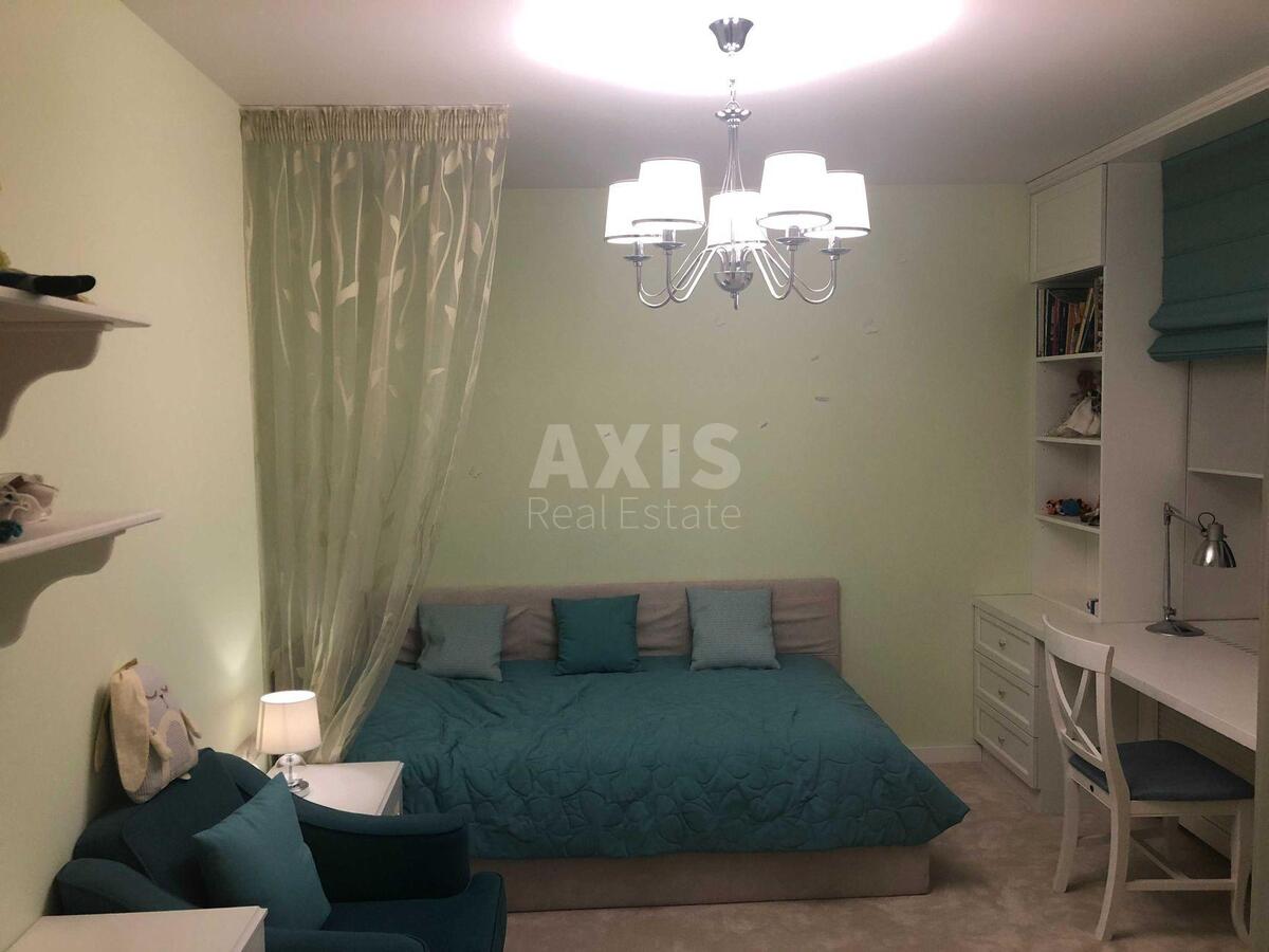 3k apartment vul. Antonovycha 1665
